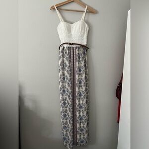 Lily Rose color block mixed textile maxi dress cream floral belt size small